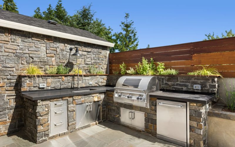 BBQGrills.com How to Build an Outdoor Kitchen in Seven Simple Steps