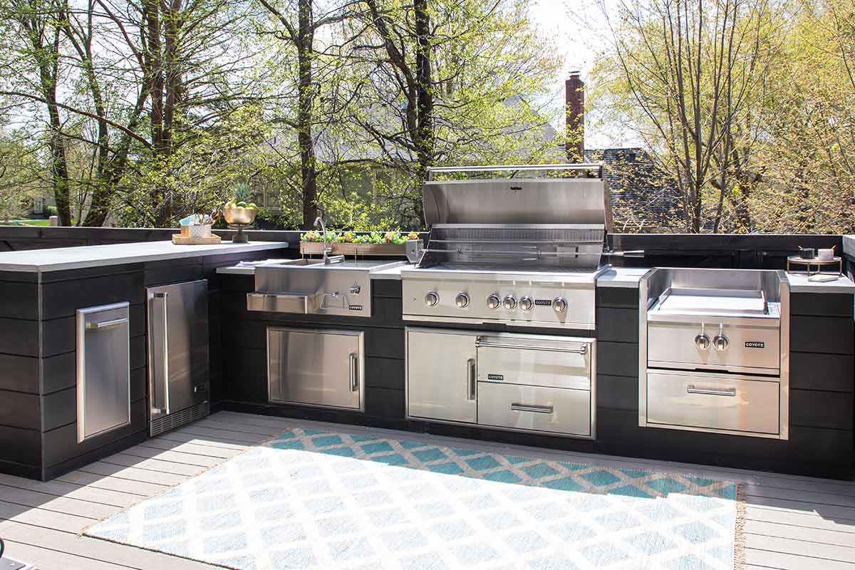 Outdoor Kitchen Guide