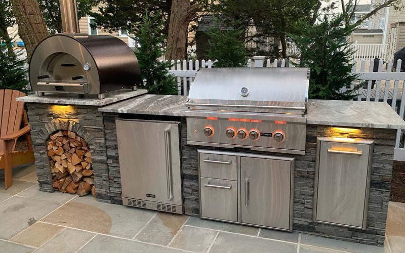 rta-outdoor-kitchen-with-a-stacked-stone-finish-and-granite-countertop-in-nj